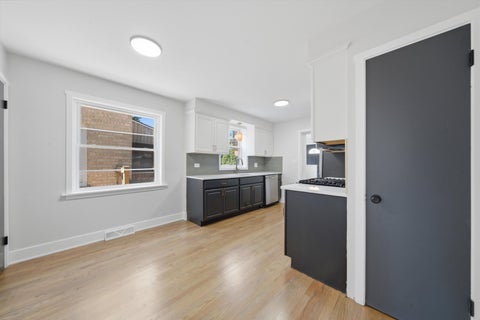 Tiny photo for 6332 N Mobile Avenue, Chicago, IL 60646 (MLS # 12698705)