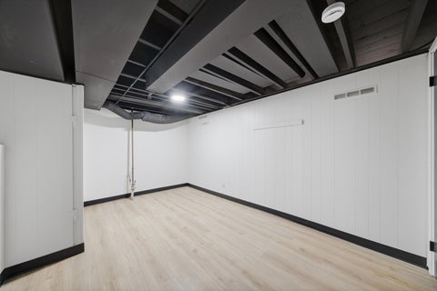Tiny photo for 6332 N Mobile Avenue, Chicago, IL 60646 (MLS # 12698705)