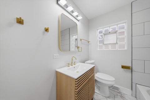 Tiny photo for 6332 N Mobile Avenue, Chicago, IL 60646 (MLS # 12698705)