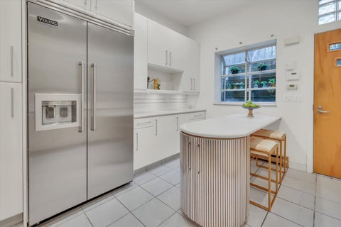 Tiny photo for 1034 N La Salle Drive, Chicago, IL 60610 (MLS # 12765008)