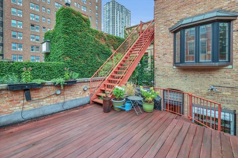 Tiny photo for 1034 N La Salle Drive, Chicago, IL 60610 (MLS # 12765008)