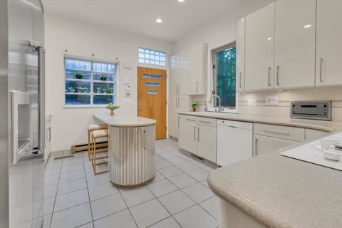 Tiny photo for 1034 N La Salle Drive, Chicago, IL 60610 (MLS # 12765008)