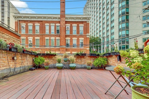 Tiny photo for 1034 N La Salle Drive, Chicago, IL 60610 (MLS # 12765008)