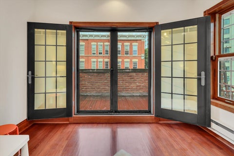 Tiny photo for 1034 N La Salle Drive, Chicago, IL 60610 (MLS # 12765008)