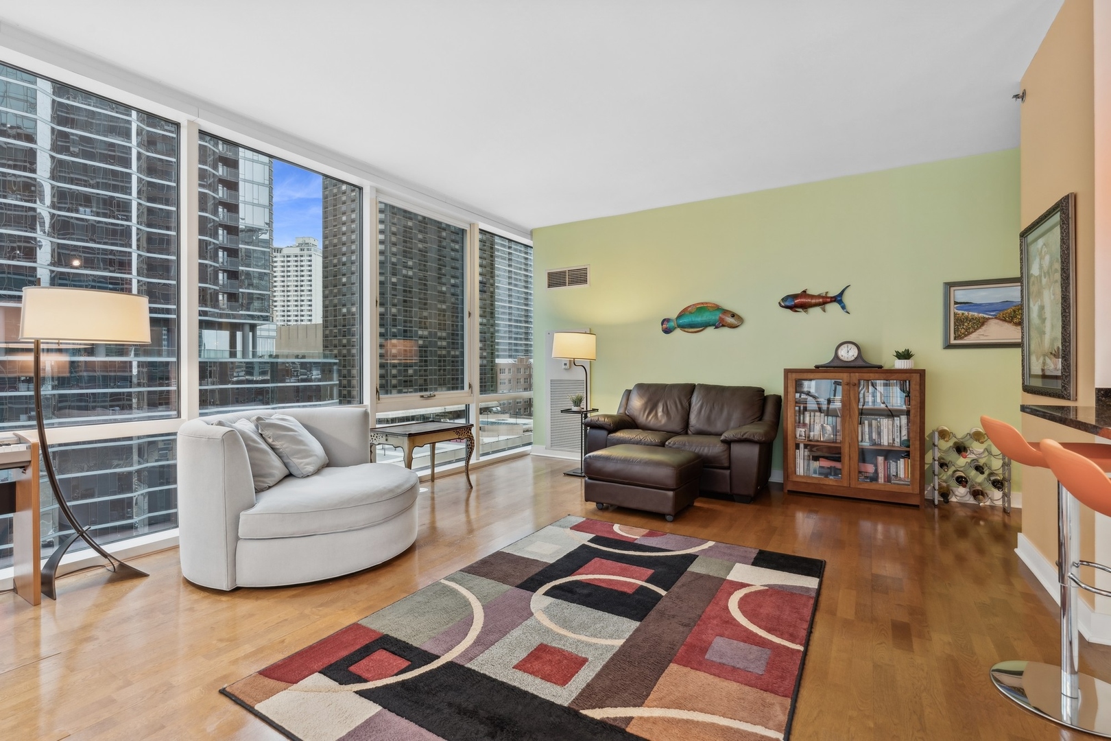 505 N McClurg Court 906