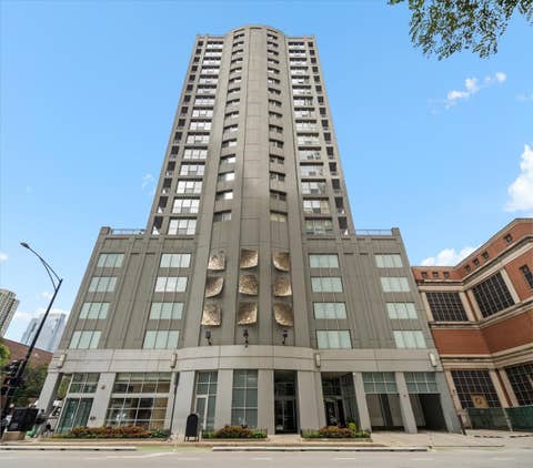 Photo of 600 N Dearborn Street #1912, Chicago, IL 60654 (MLS # 12736739)