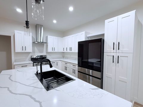 Tiny photo for 17 W Dearborn Street, Plano, IL 60545 (MLS # 12534003)