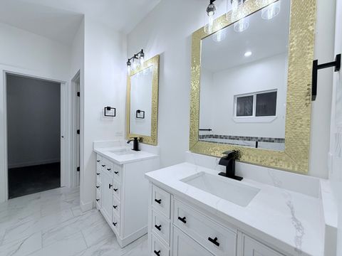 Tiny photo for 17 W Dearborn Street, Plano, IL 60545 (MLS # 12534003)