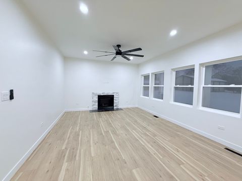 Tiny photo for 17 W Dearborn Street, Plano, IL 60545 (MLS # 12534003)