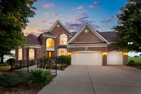 351 Lake Run Lane North Aurora IL 60542