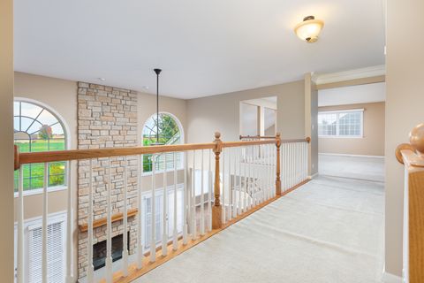 Tiny photo for 351 Lake Run Lane, North Aurora, IL 60542 (MLS # 12474941)