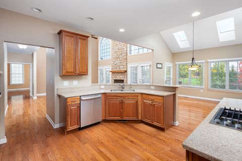 Tiny photo for 351 Lake Run Lane, North Aurora, IL 60542 (MLS # 12474941)