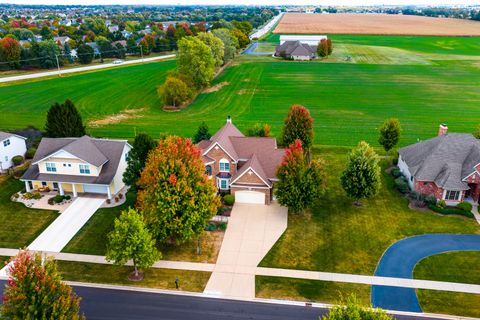 Tiny photo for 351 Lake Run Lane, North Aurora, IL 60542 (MLS # 12474941)