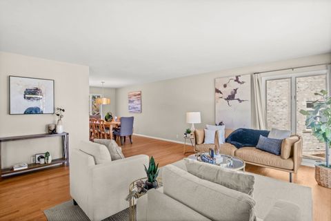 Tiny photo for 611 Clover Court, Naperville, IL 60540 (MLS # 12555293)