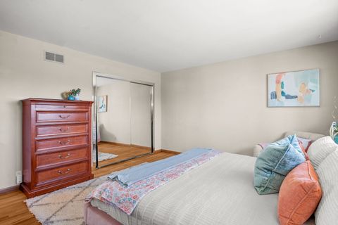 Tiny photo for 611 Clover Court, Naperville, IL 60540 (MLS # 12555293)