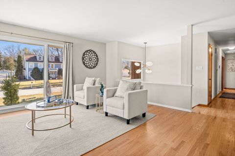 Tiny photo for 611 Clover Court, Naperville, IL 60540 (MLS # 12555293)