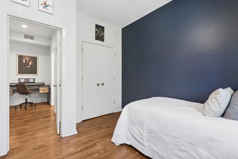 Tiny photo for 453 W Blackhawk Street, Chicago, IL 60610 (MLS # 12687381)