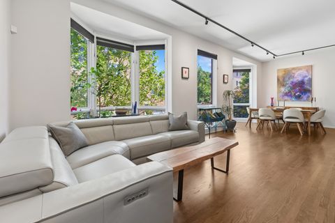 Tiny photo for 453 W Blackhawk Street, Chicago, IL 60610 (MLS # 12687381)