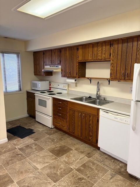 Tiny photo for 1710 Willow View Road #3, Urbana, IL 61802 (MLS # 12536371)