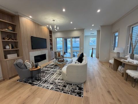 Tiny photo for 4442 N Greenview Avenue, Chicago, IL 60640 (MLS # 12466274)