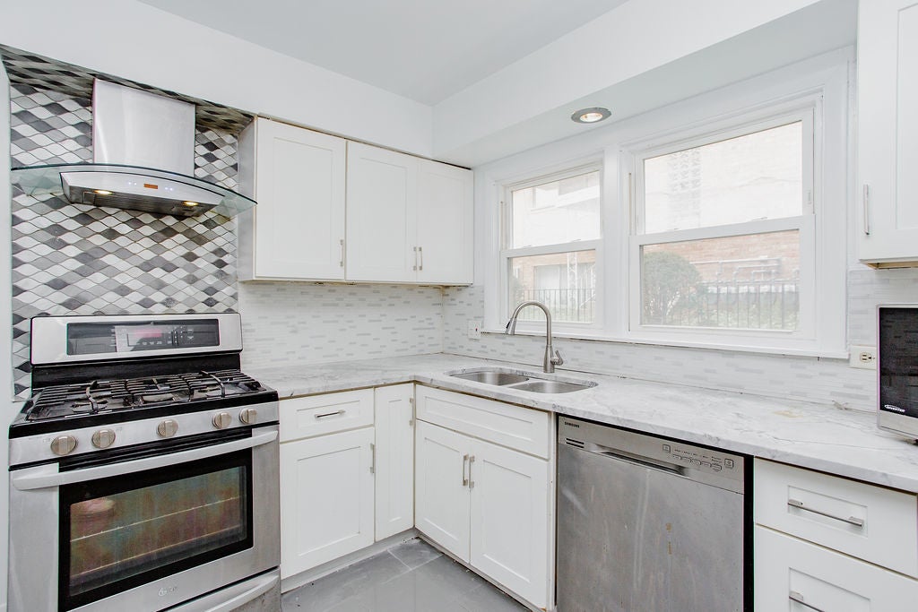 4820 W CONRAD Street 106