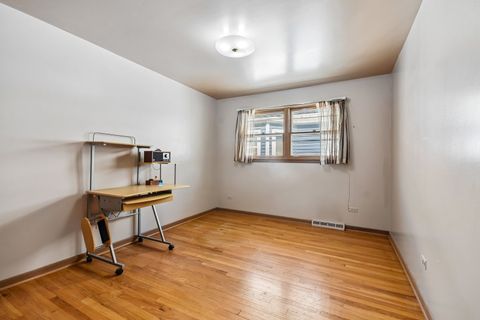 Tiny photo for 1527 Clarence Avenue, Berwyn, IL 60402 (MLS # 12619180)