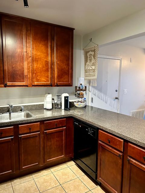 Tiny photo for 5811 Oakwood Drive #F, Lisle, IL 60532 (MLS # 12694600)