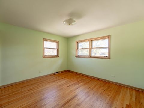 Tiny photo for 12443 S McVickers Avenue, Palos Heights, IL 60463 (MLS # 12506938)