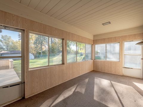 Tiny photo for 12443 S McVickers Avenue, Palos Heights, IL 60463 (MLS # 12506938)