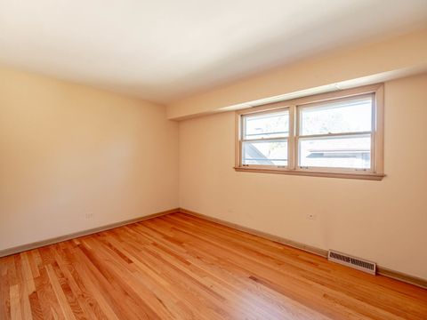 Tiny photo for 12443 S McVickers Avenue, Palos Heights, IL 60463 (MLS # 12506938)