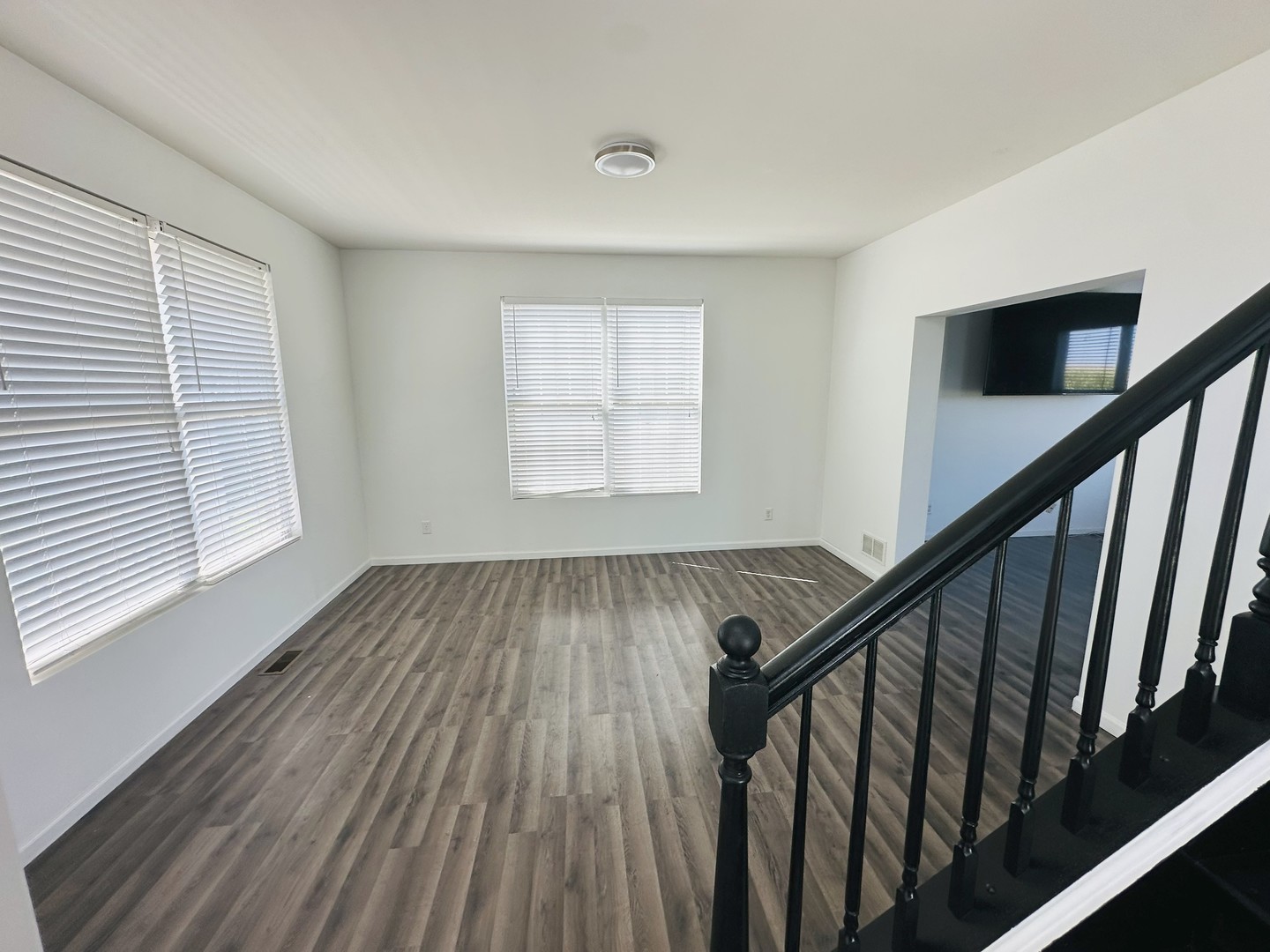 4686 Plymouth Avenue