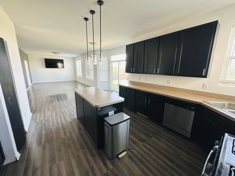Tiny photo for 4686 Plymouth Avenue, Yorkville, IL 60560 (MLS # 12474591)