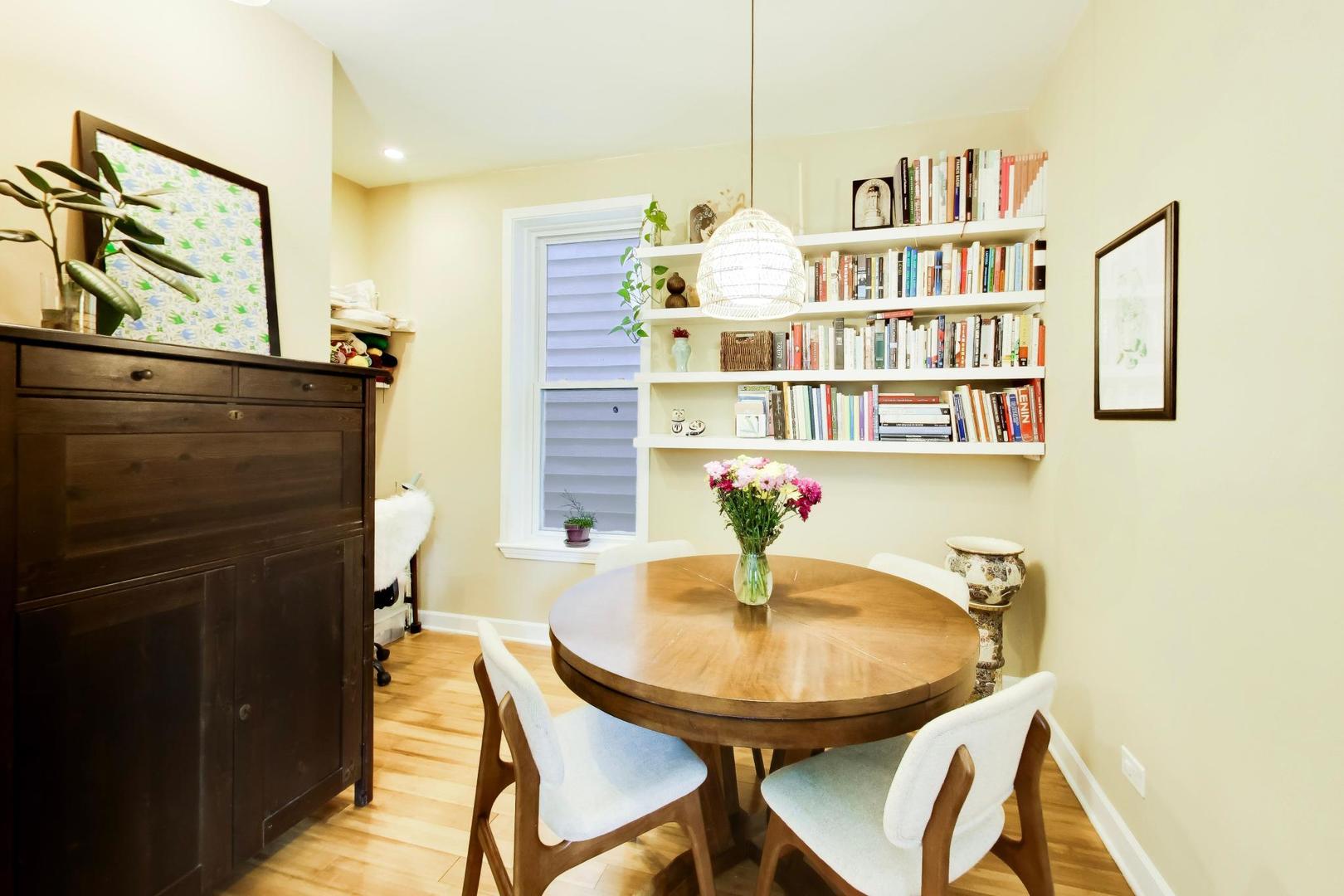 3009 W Belden Avenue