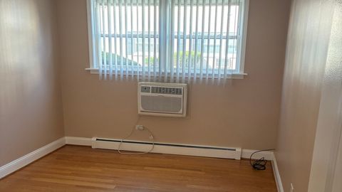 Tiny photo for 4938 N Leonard Drive #1B, Norridge, IL 60706 (MLS # 12496258)