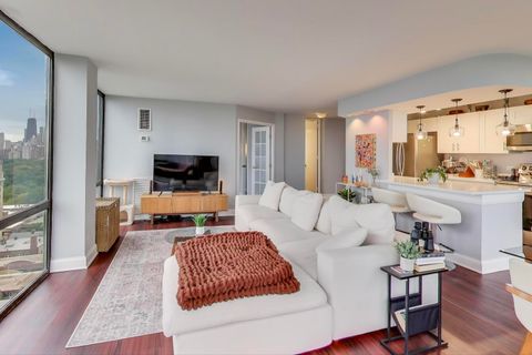 Tiny photo for 345 W Fullerton Parkway #2101, Chicago, IL 60614 (MLS # 12495181)