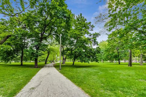 Tiny photo for 345 W Fullerton Parkway #2101, Chicago, IL 60614 (MLS # 12495181)