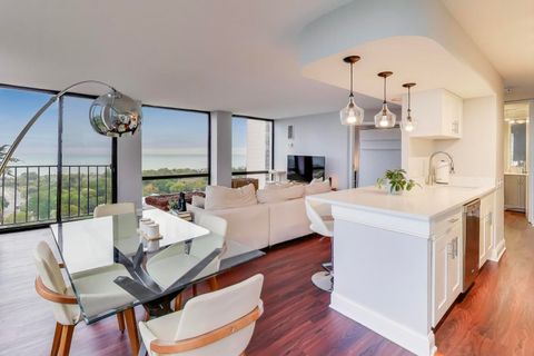 Tiny photo for 345 W Fullerton Parkway #2101, Chicago, IL 60614 (MLS # 12495181)