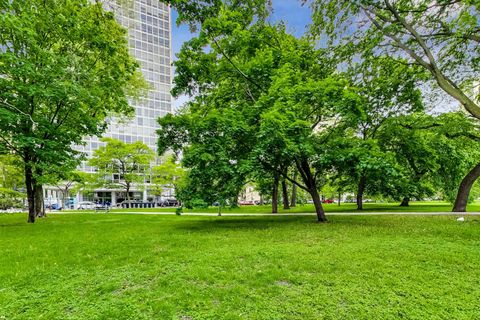 Tiny photo for 345 W Fullerton Parkway #2101, Chicago, IL 60614 (MLS # 12495181)