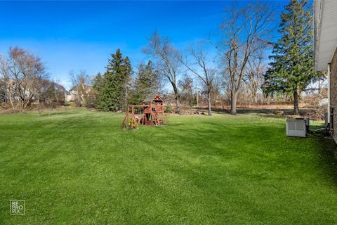 Tiny photo for 2072 Palatine Road, Inverness, IL 60067 (MLS # 12547573)