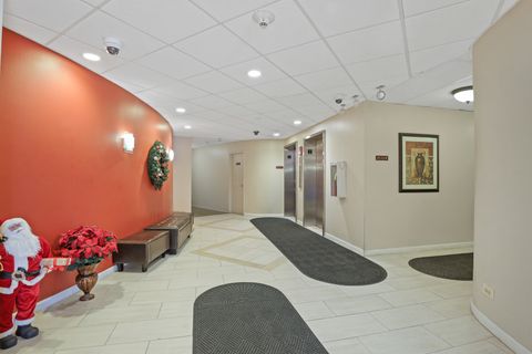 Tiny photo for 840 WELLINGTON Avenue #306, Elk Grove Village, IL 60007 (MLS # 12532664)