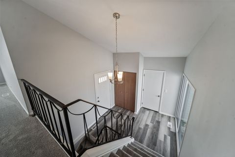 Tiny photo for 526 King Arthur Way, Bolingbrook, IL 60440 (MLS # 12628923)