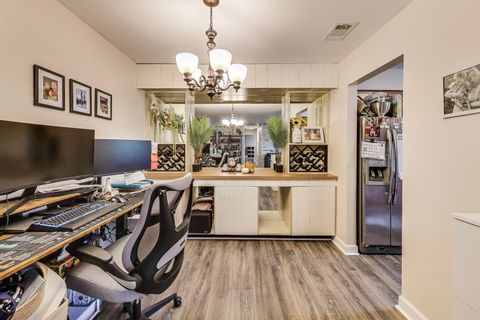 Tiny photo for 833 Thornton Court #2B, Schaumburg, IL 60193 (MLS # 12474576)