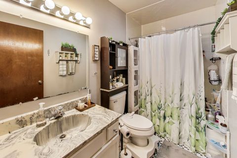 Tiny photo for 833 Thornton Court #2B, Schaumburg, IL 60193 (MLS # 12474576)