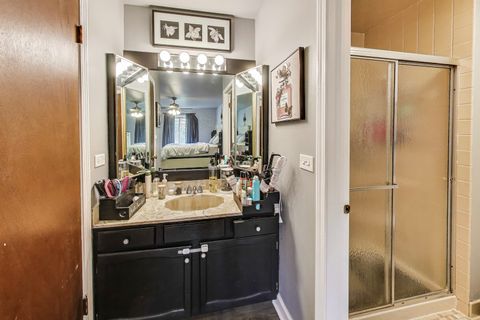 Tiny photo for 833 Thornton Court #2B, Schaumburg, IL 60193 (MLS # 12474576)