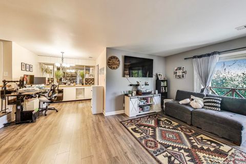 Tiny photo for 833 Thornton Court #2B, Schaumburg, IL 60193 (MLS # 12474576)