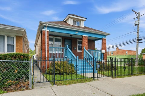 Tiny photo for 9516 S Yale Avenue, Chicago, IL 60628 (MLS # 12750445)