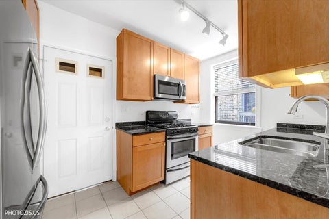 Tiny photo for 1530 W Fargo Avenue #3S, Chicago, IL 60626 (MLS # 12774556)