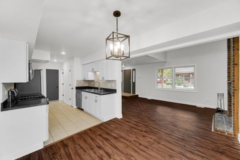 Tiny photo for 9350 Waterford Lane, Orland Park, IL 60462 (MLS # 12463142)