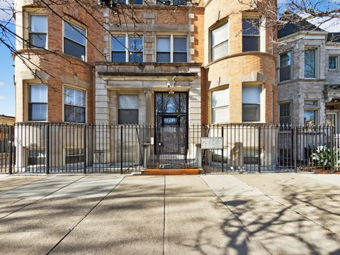 Photo of 4646 S PRAIRIE Avenue #2S, Chicago, IL 60653 (MLS # 12542386)