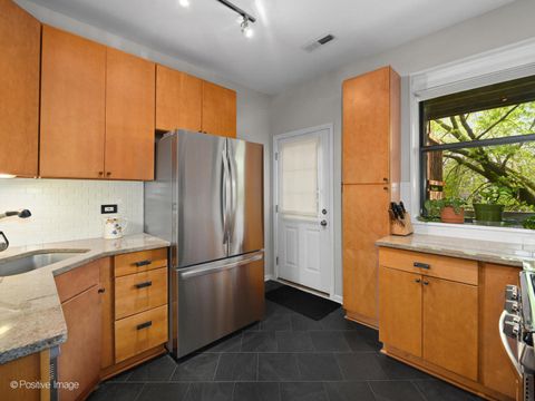 Tiny photo for 1309 W Foster Avenue #2W, Chicago, IL 60640 (MLS # 12355167)